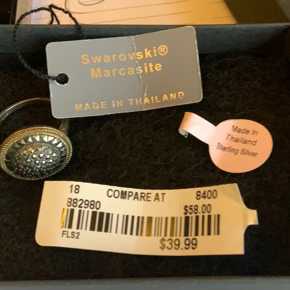 Swarovski ring - Picture 2 of 5